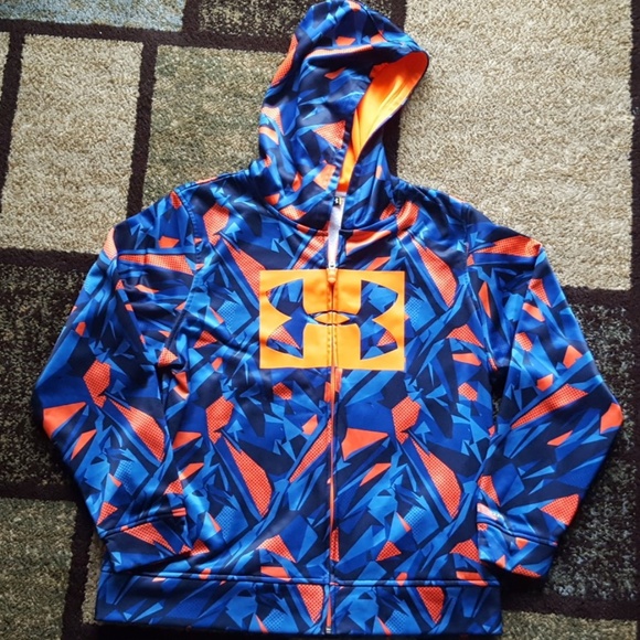 boys camo under armour hoodie